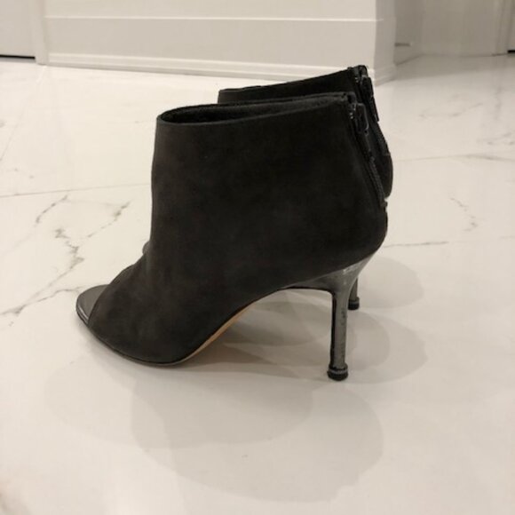 Manolo Peep toe suede booties - Picture 2 of 5